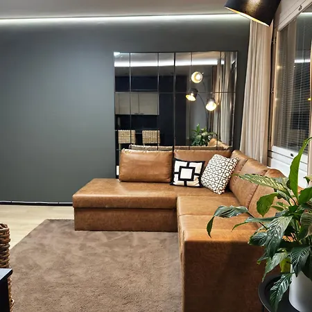 Lux Eight - Modern 2Br Apartment Turku 아파트