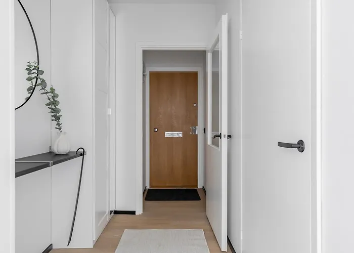 Lux Eight, 2-bedroom Centrum شقة